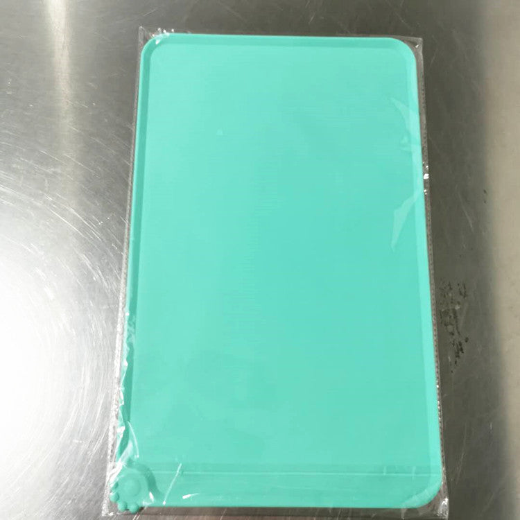 Non-Slip Silicone Pet Feeding Mat