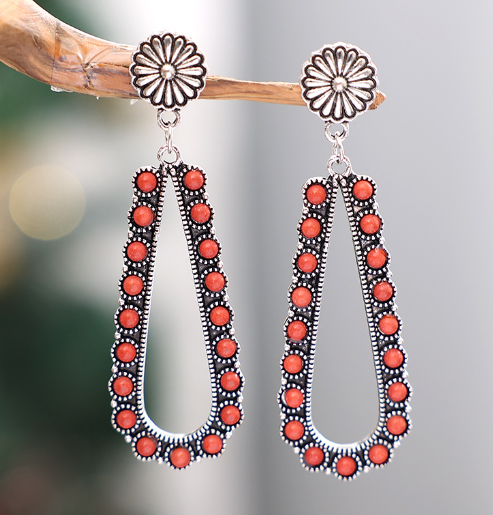Western Teardrop Openwork Earrings