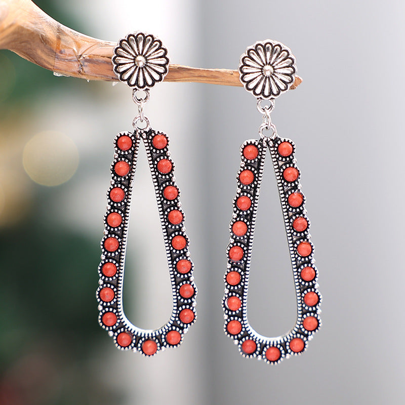 Western Teardrop Openwork Earrings