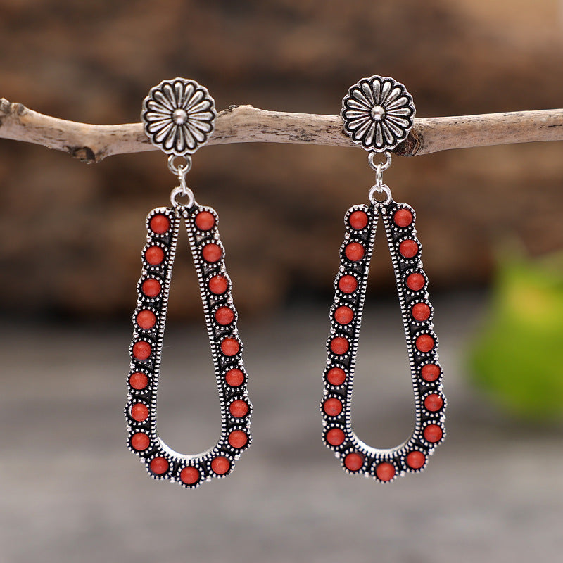 Western Teardrop Openwork Earrings